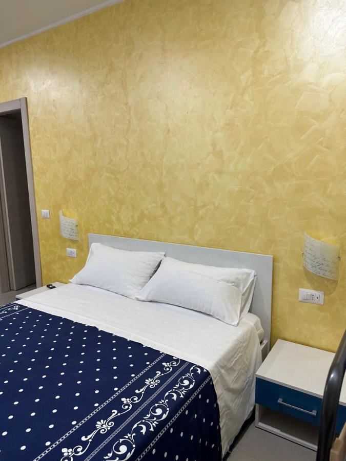 Bed and Breakfast A Due Passi Dal Mare Catanzaro Exterior foto